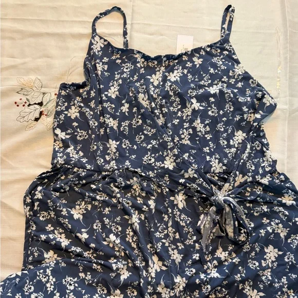 NWT Baltic Born Luna Floral Jumpsuit - Picture 7 of 7